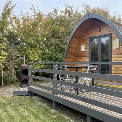 MegaPod 3 at Lee Wick Farm Cottages & Glamping