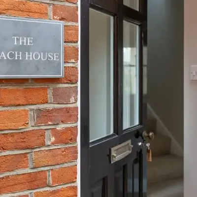 Stylish and homely 1 bed Edwardian Coach House