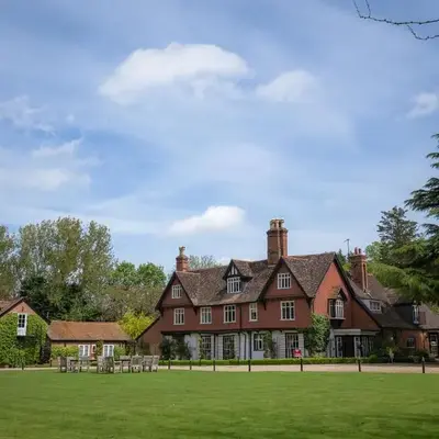Ravenwood Hall Hotel