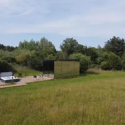 Mirror Houses Pound Farm - Meadow OOD