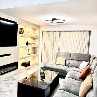 Deluxe Spacious King Size Room