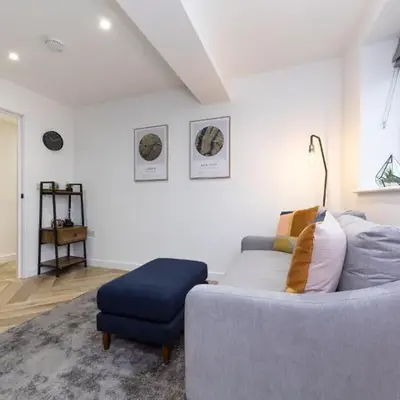 Flat in Royston Town Centre