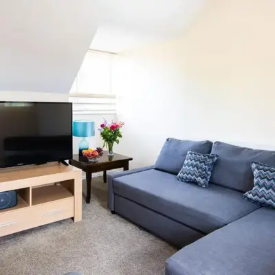Dolphin Apartment