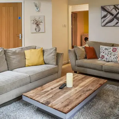 The Pool House - Uk48229