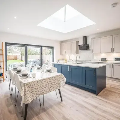 100 Leiston Road