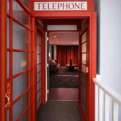 Red Velvet Romantic Suite Private Hot Tub Luxury