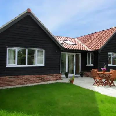 2 Suffolk Cottage