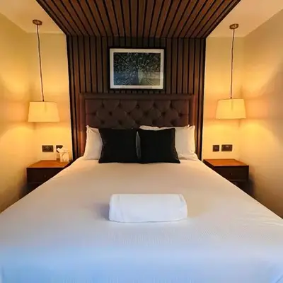 The Suffolk Hotel