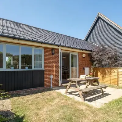 2 Hazelwood - 2 bedroom house near Aldeburgh & Snape Maltings - Aldeburgh Coastal Cottages