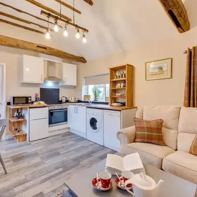 1 Bed in Great Waldingfield oc-ac1