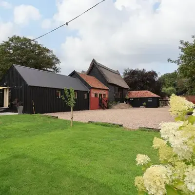 Halcyon Barn