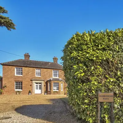 Harkstead Hall By Group Retreats