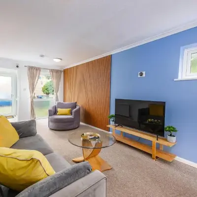 Summer Deal 20 PRC OFF 4BR 2BATH Families Groups By Trinity Stays Short Lets & Serviced Accommodation Cambridge