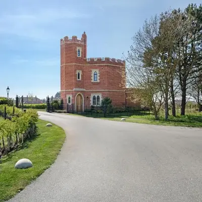 South Lodge