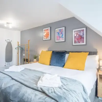 The Modern Cambridge Studio 8